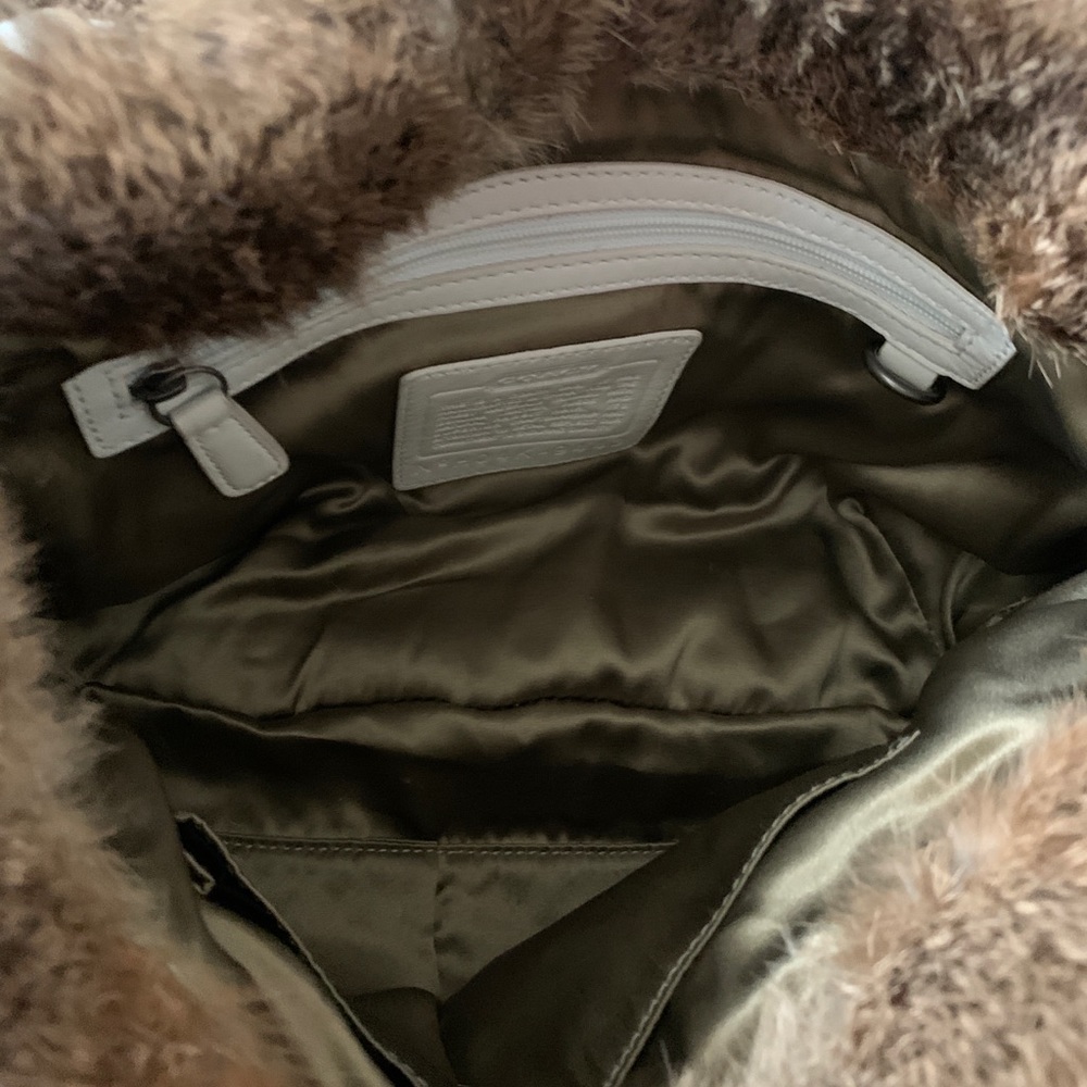Coach White Nylon Rabbis Fur Hobo-9443 - Picture 8 of 11